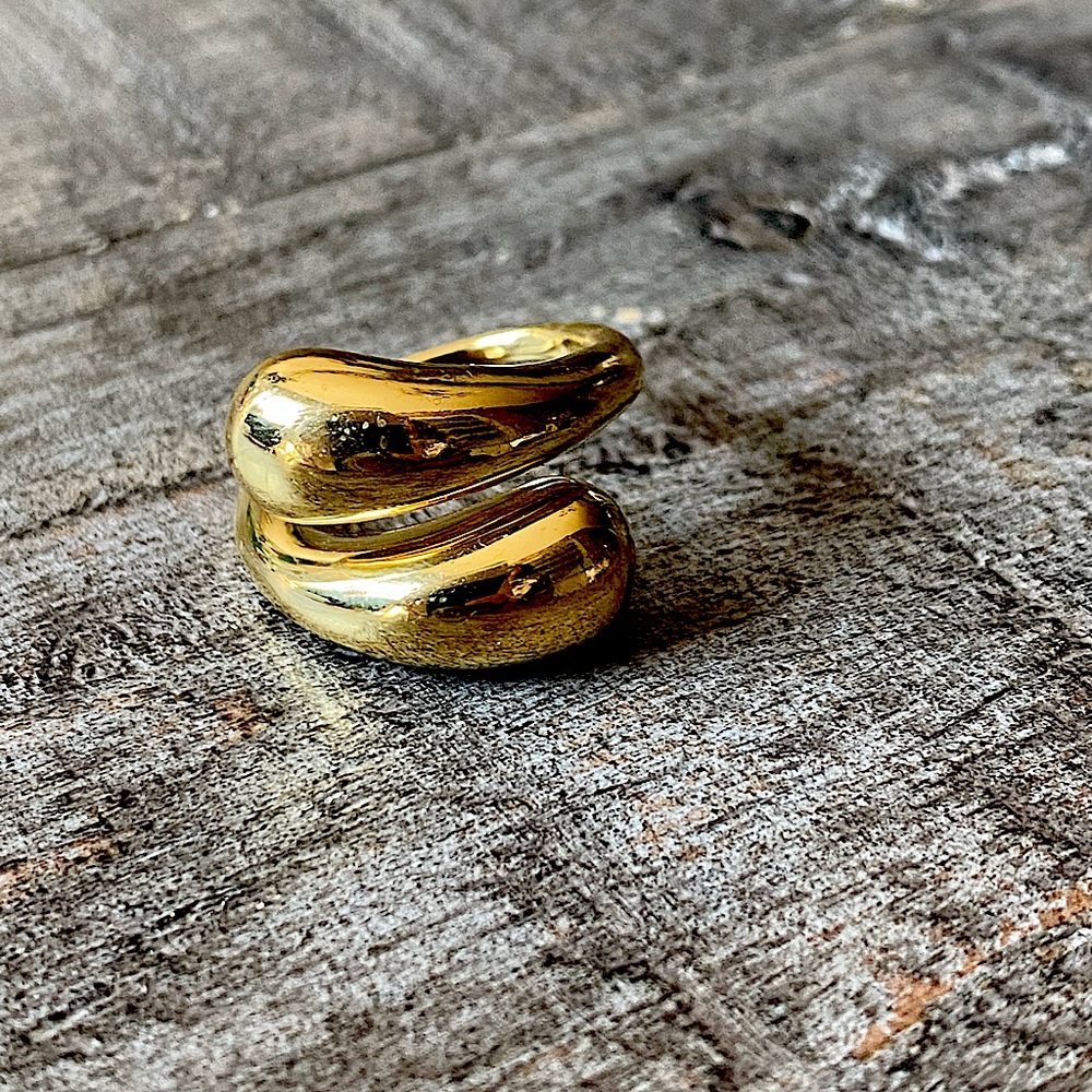 New Gold Wrap Statement Ring - image 2